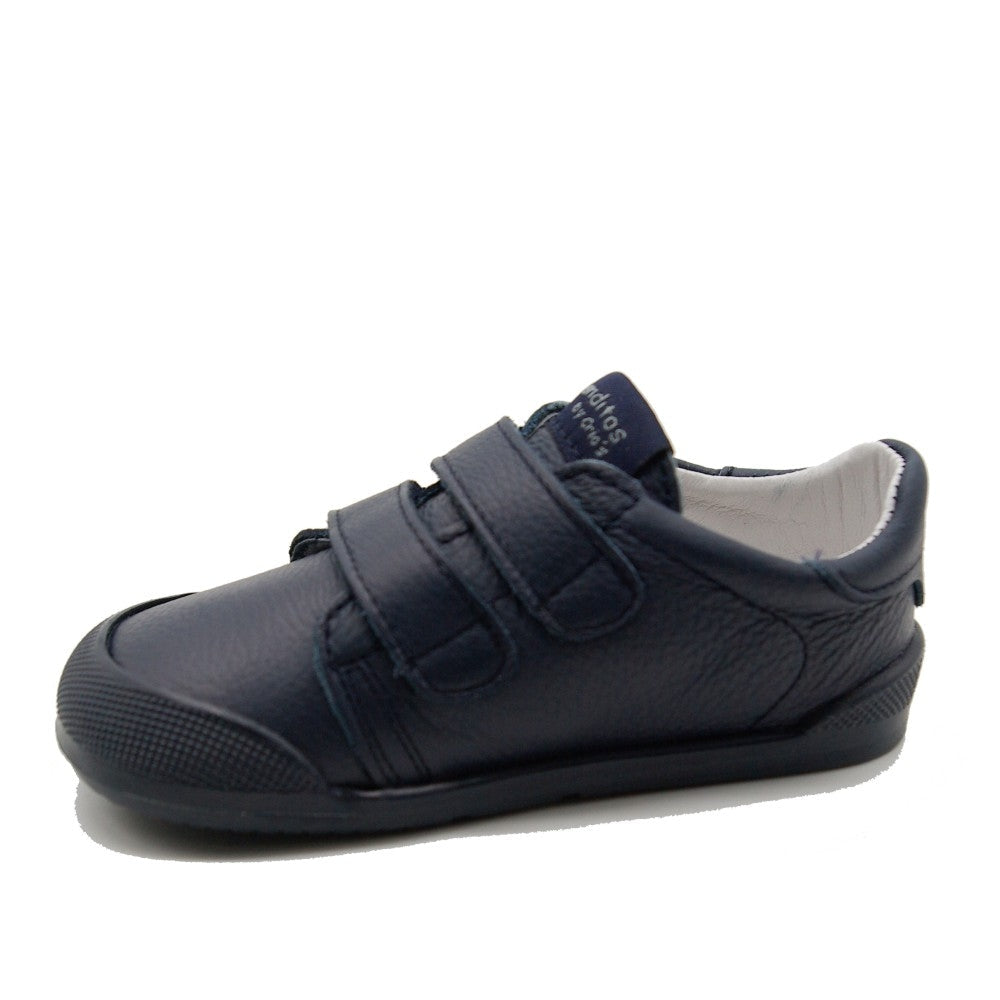 Zapato colegial barefoot Blanditos París Blanco azul marino con velcro para bebé 