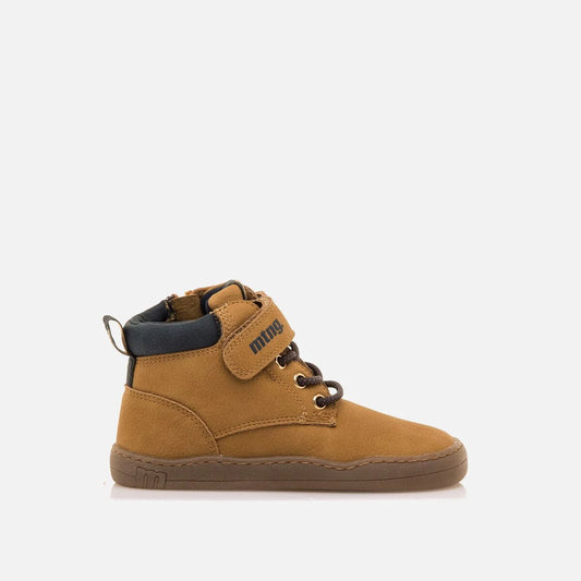 Botines Mustang Free camel de niño