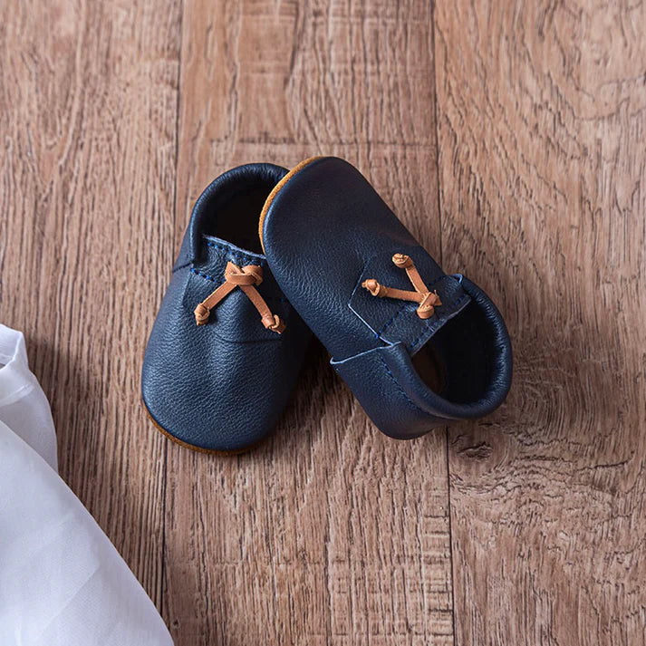 Mocs de piel Minimox Camilo azul para gatear