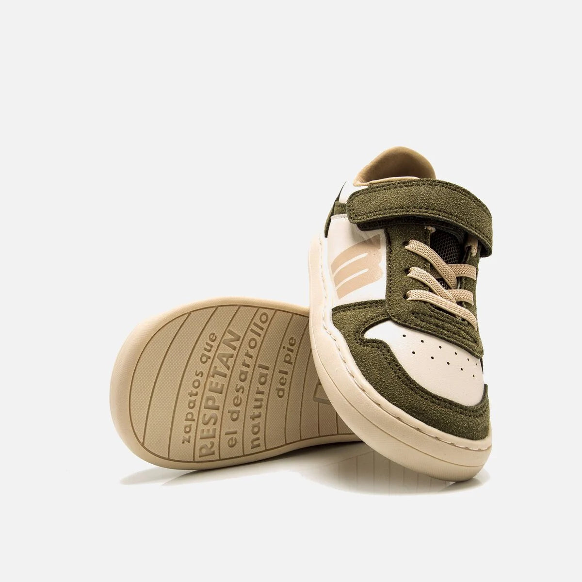 Zapatillas Mustang Free Plity kaki, detalle