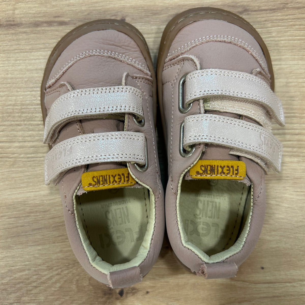 Zapatillas FlexiNens Orion rosa, otra vista